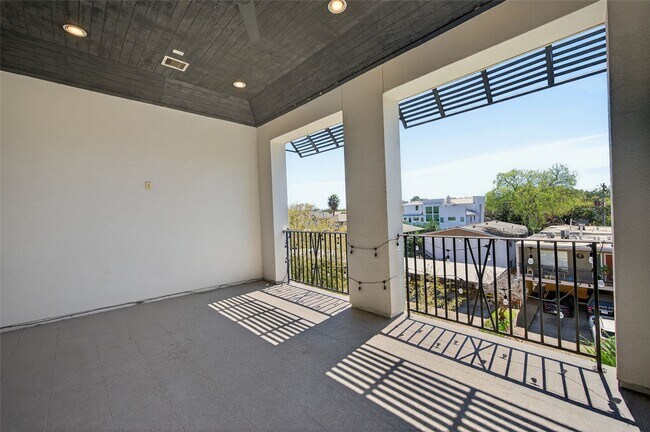 Building Photo - 4744 Aftonshire Dr