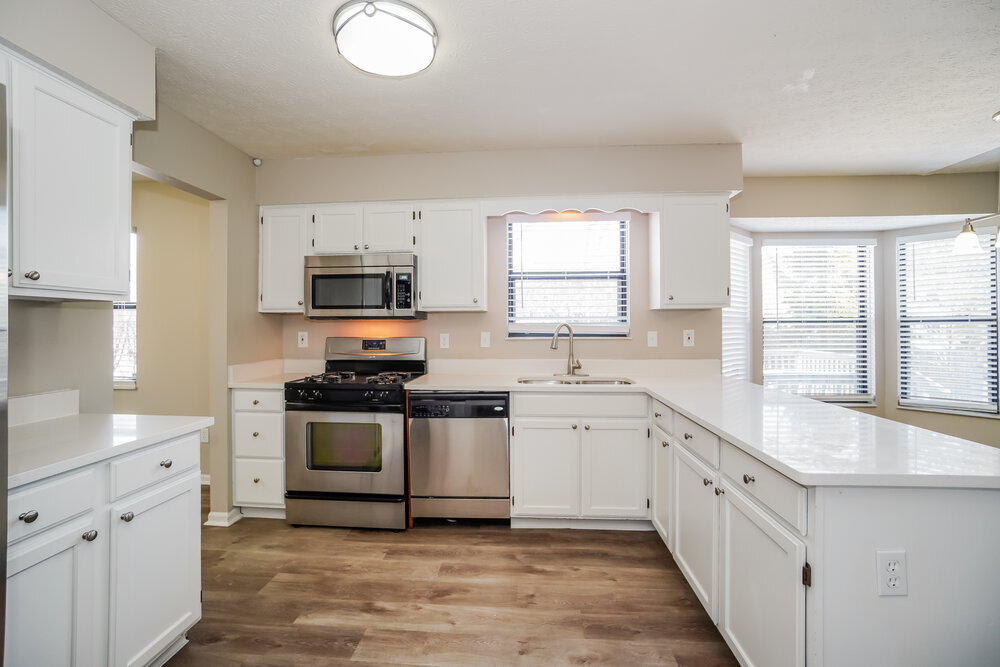 Building Photo - 224 Eastcreek Dr
