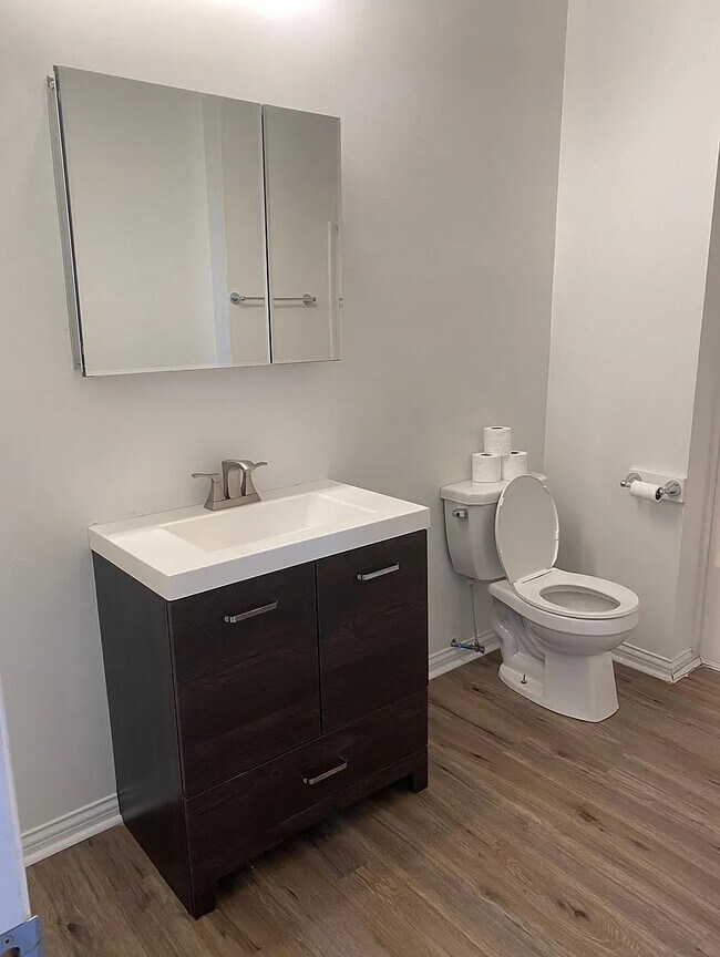 Building Photo - 2128 N Pennsylvania St