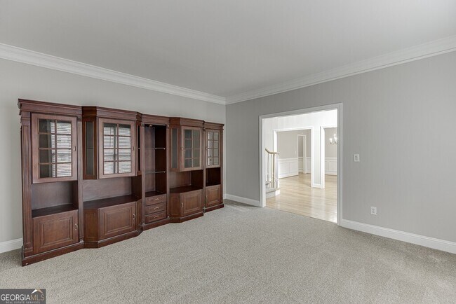 Building Photo - 9345 Riverclub Pkwy