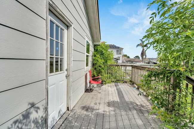 Building Photo - 5151 St Anthony Ave