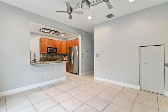 Building Photo - 106 Monterey Bay Dr