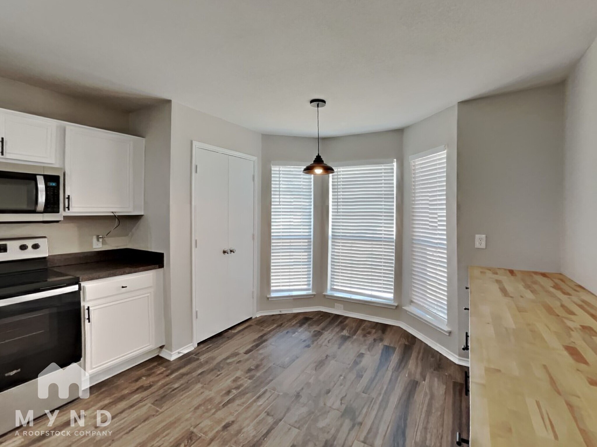 Building Photo - 10229 Dallam Ln