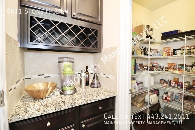 Building Photo - 8611 Stone Hill Ln