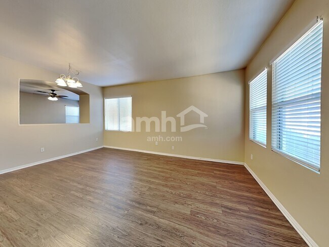 Building Photo - 7413 S 40th Ave