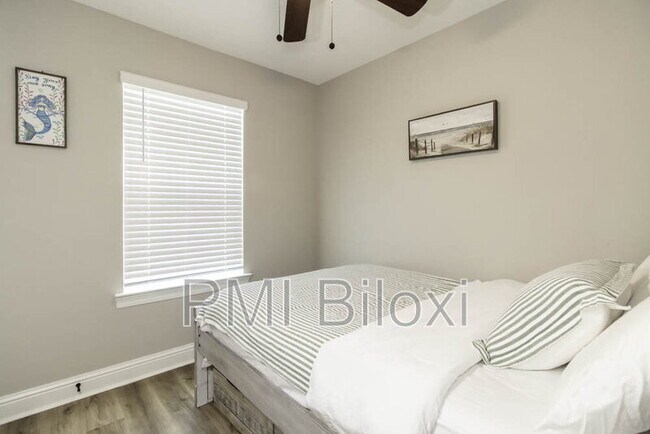 Building Photo - 143 Coral Breeze Dr