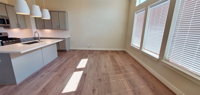 Building Photo - 2980 Alice St