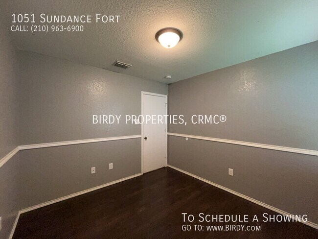 Building Photo - 1051 Sundance Fort