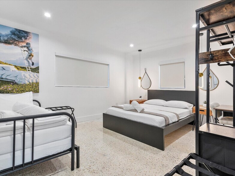 Building Photo - 258 NW 57th St