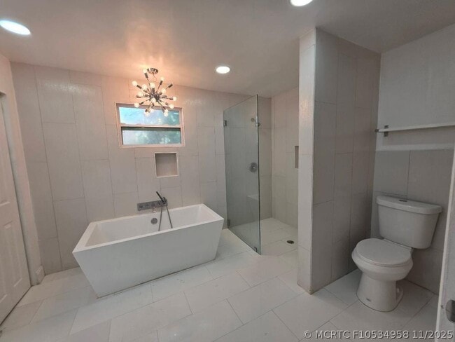 Building Photo - 690 NW 68th Ave