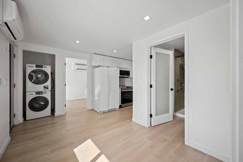 Building Photo - 1139 Bellevue Ave