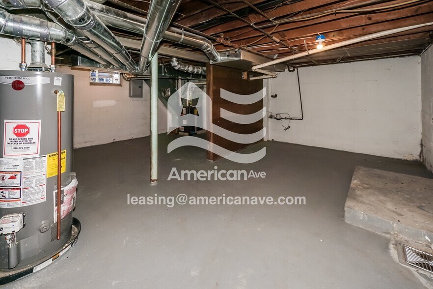 Building Photo - 4402 Asbury Dr