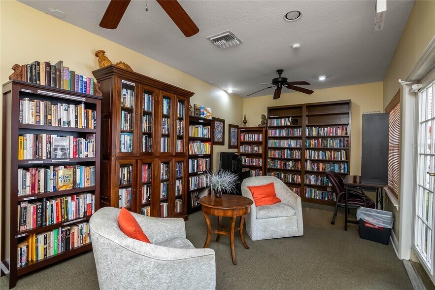 Building Photo - 12730 Equestrian Cir