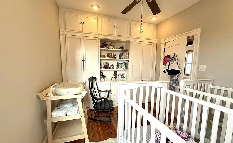 Building Photo - 14 Saint Martin St