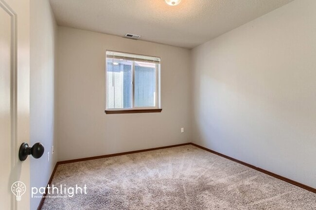 Building Photo - 52166 SE 2nd St, Scappoose, OR, 97056