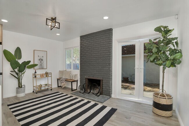 Building Photo - 5404 Maisel Way