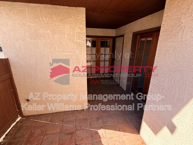 Building Photo - 16402 N 31st St