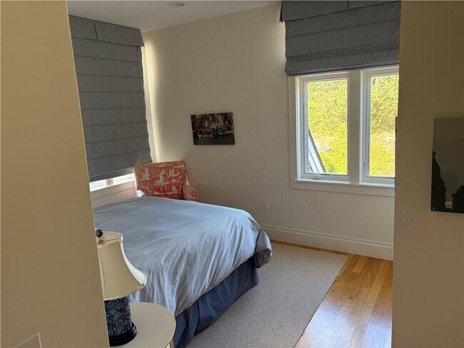 Building Photo - 167 Walcott Ave