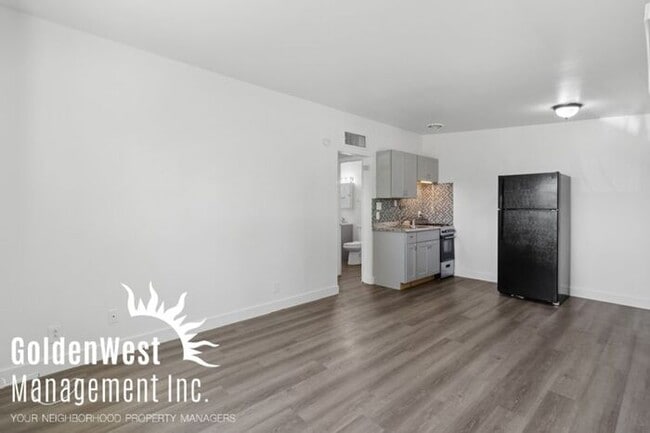 Building Photo - Comfortable 1Bdm 1Ba Apartment in Tempe!