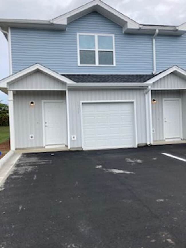 Building Photo - Brand New Built- 3 Bedroom 2.5 bath townhome.