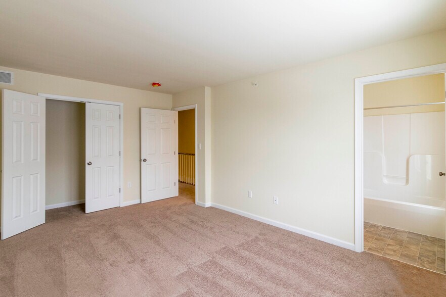 Building Photo - 2023 Arey Ln