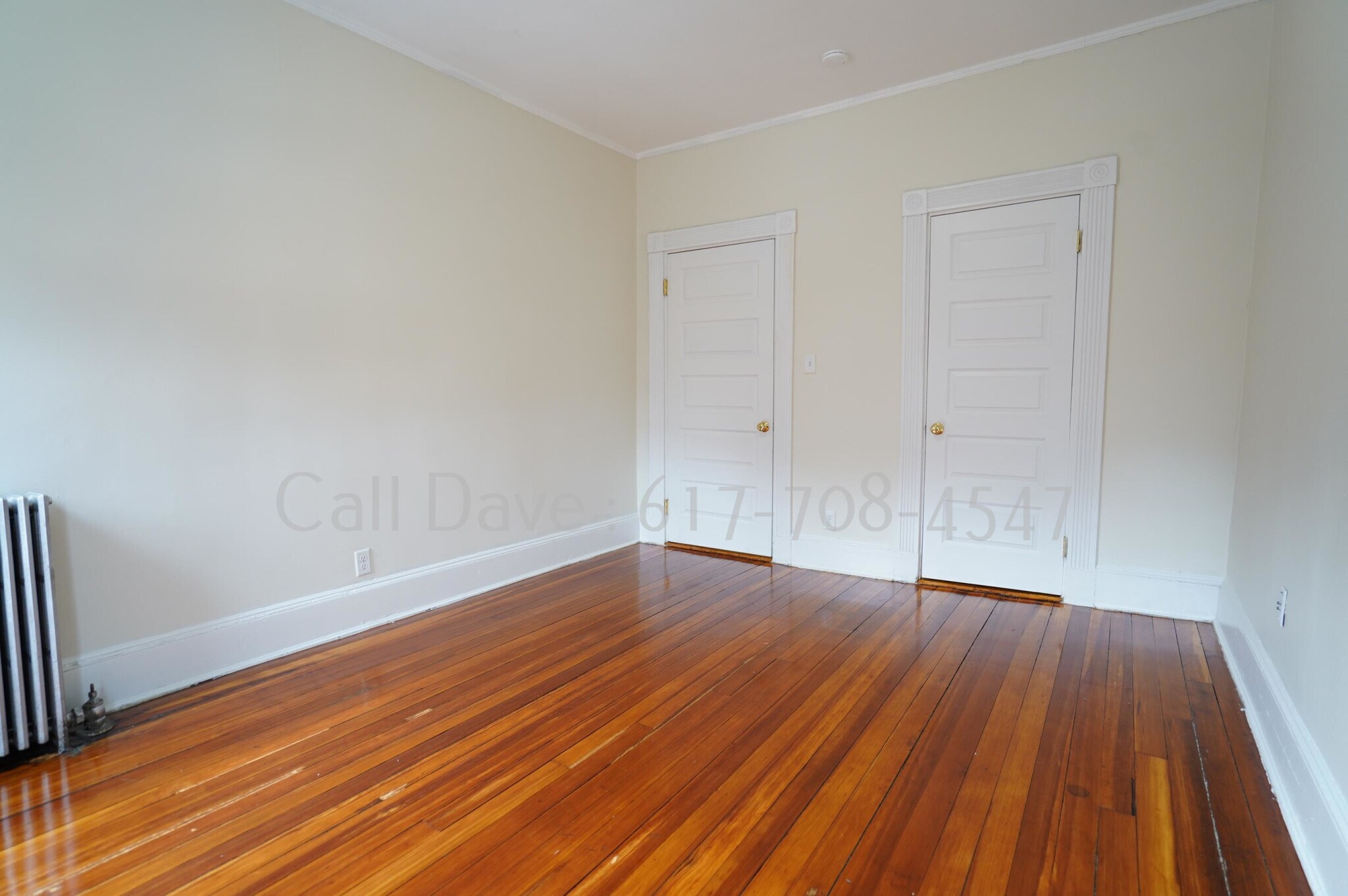 Building Photo - 1589 Beacon St