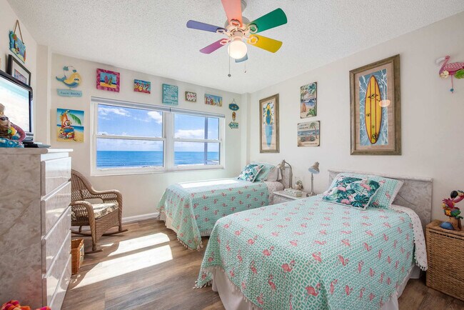 Building Photo - 205 Jimmy Buffett Mem Hwy