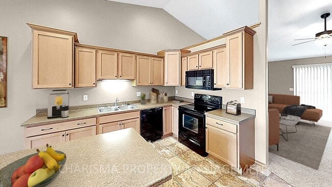 Building Photo - 3 BD, 2 BA AMENITY FILLED TOWNHOME WITH AT...