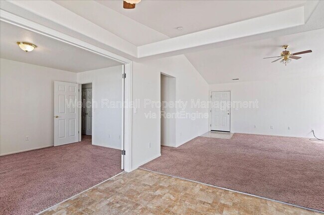 Building Photo - 928 E 1275 N