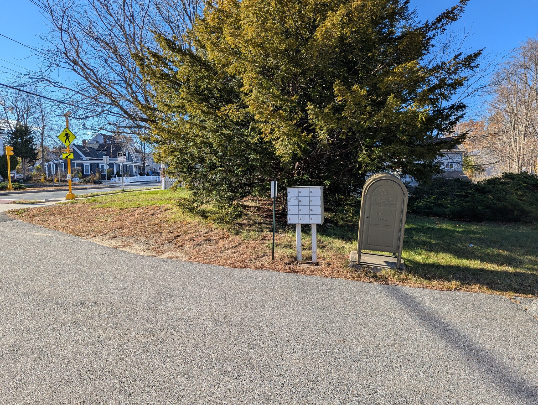 Building Photo - 108 E Main St