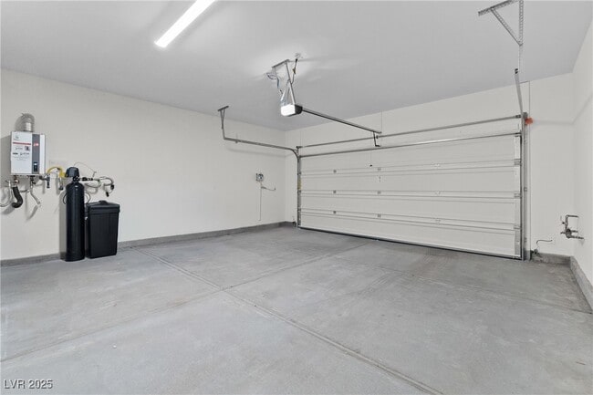 Building Photo - 10043 Indy Rey Ct