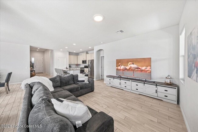 Building Photo - 8080 Lucent Ct