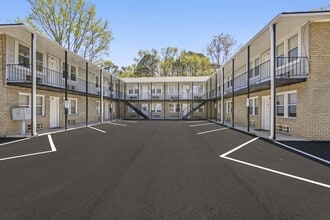 Building Photo - 2107 Rondo St