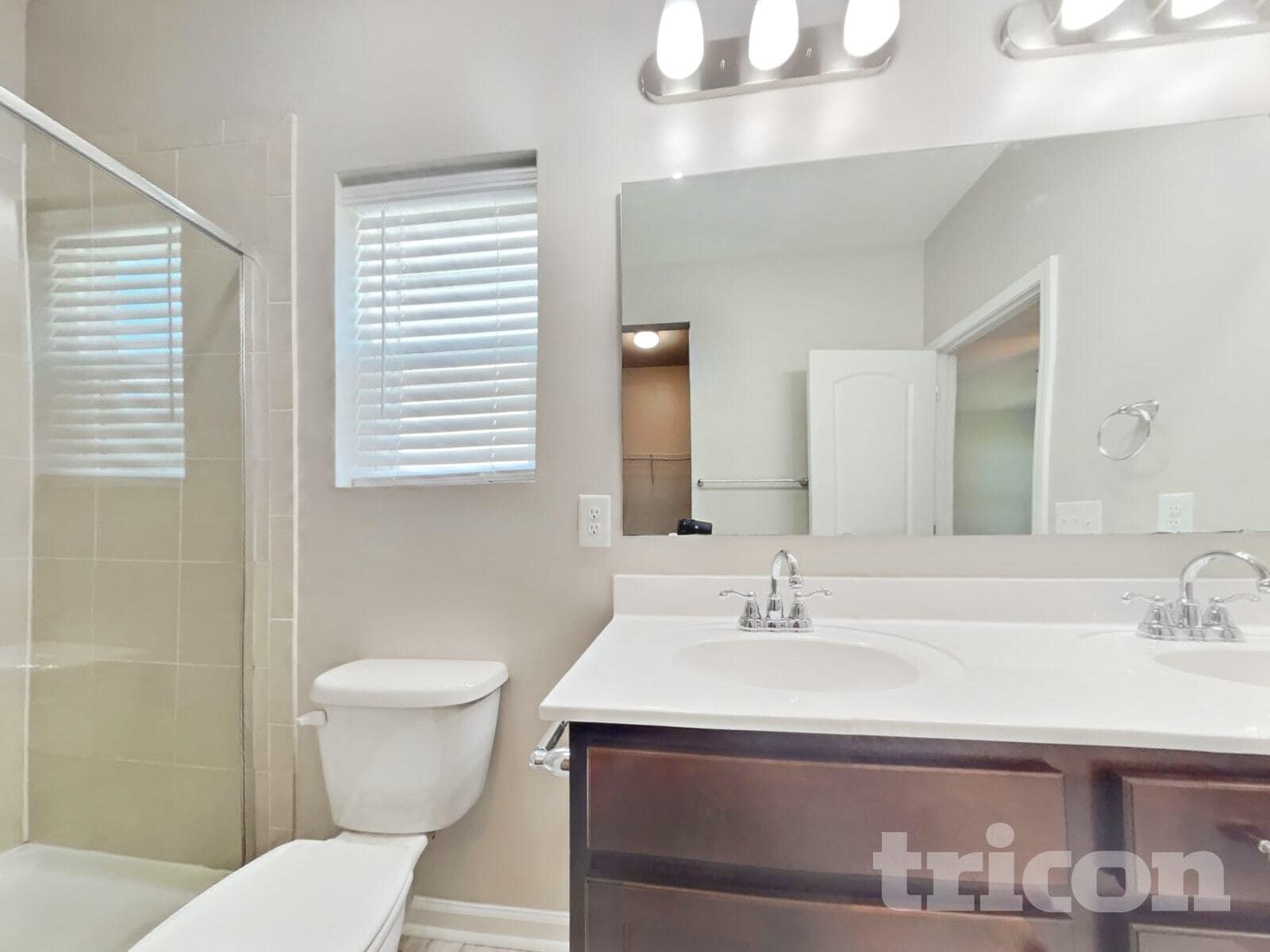 Building Photo - 1064 Bitting Hall Cir