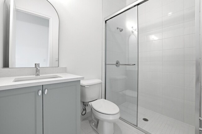Building Photo - 9008 Corsican Finch Ct