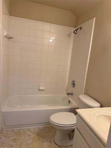 Building Photo - 8012 Rancho De La Osa Tr