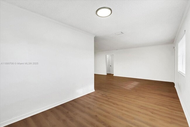 Building Photo - 4090 SW 69th Ave