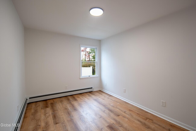 Building Photo - 644 Delaware Ave