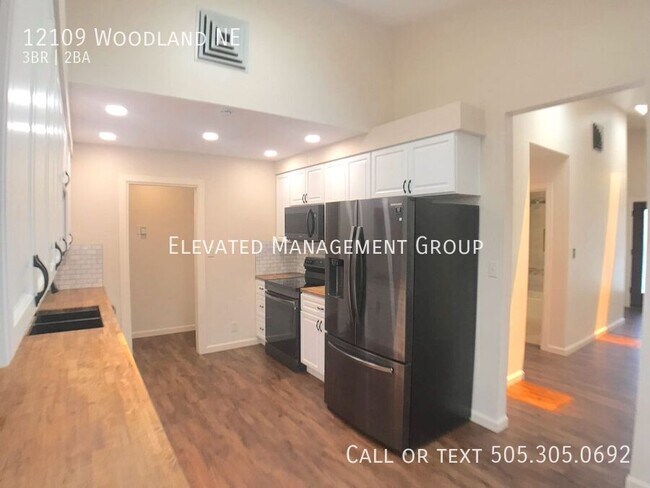 Building Photo - 12109 Woodland Ave NE