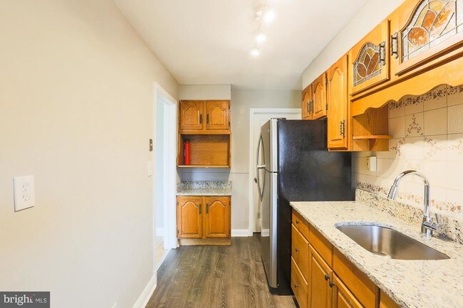 Building Photo - 3743 Bonview Ave