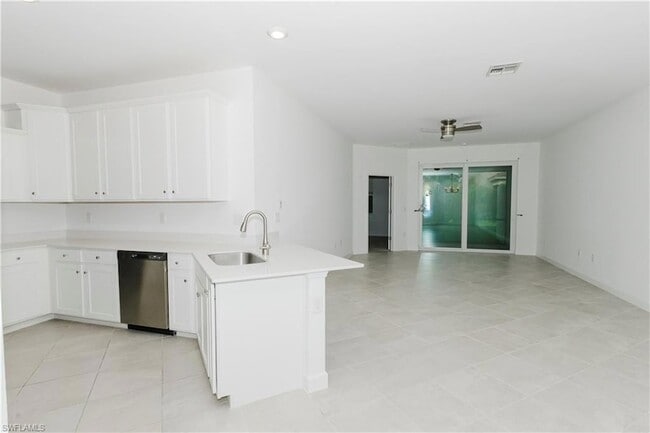 Building Photo - 9099 Leatherwood Loop