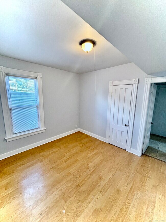 Building Photo - 57 Houston St