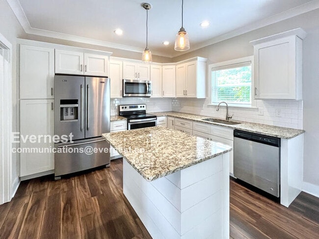 Building Photo - 5398 Reneau Way