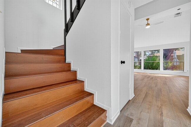 Building Photo - 1917 Trixie Ln