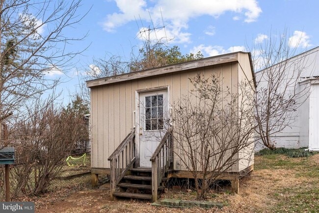 Building Photo - 516 Hollingsworth Dr