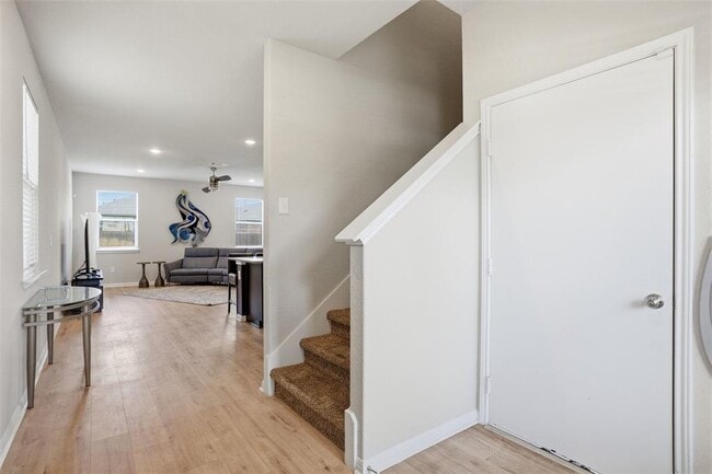 Building Photo - 1224 Vogel Dr
