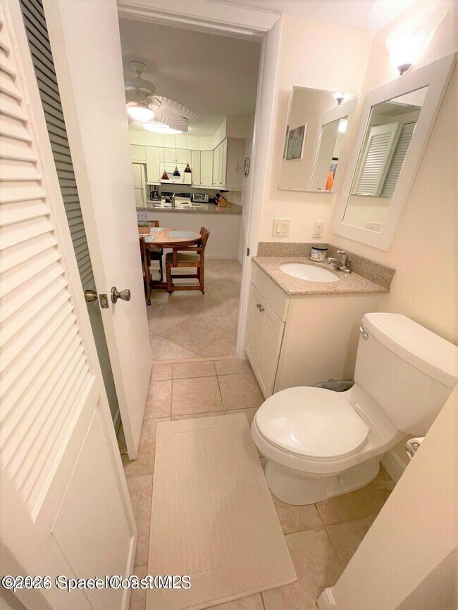 Building Photo - 3291 River Villa Way