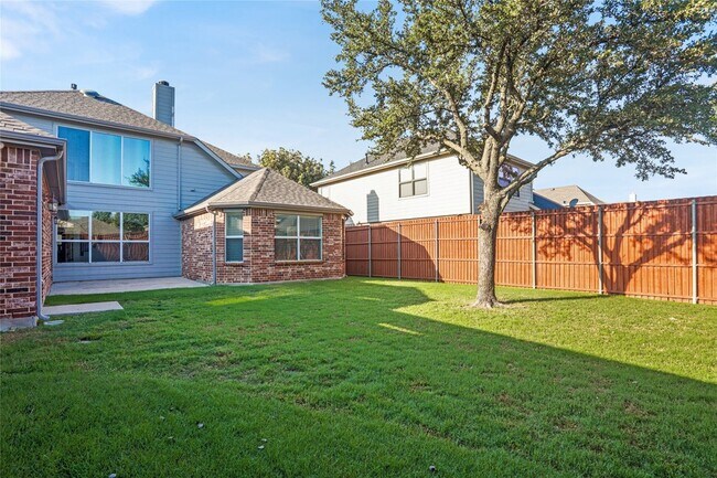 Building Photo - 1617 Sweetbay Dr