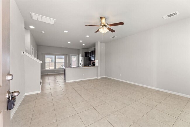 Building Photo - 18007 Malnati Dr