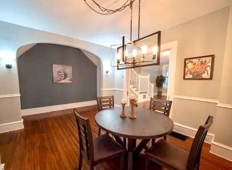 Building Photo - 34 E Liberty St